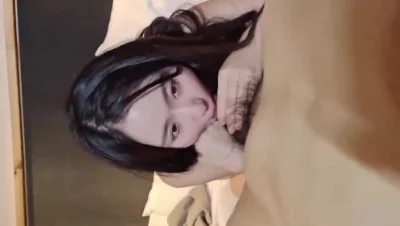 高颜值学妹，完整版已上传至电报群