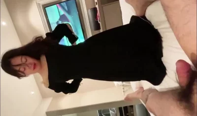 阿姨穿上肉色长筒袜配上高跟鞋！这谁顶得住，直接被她榨干