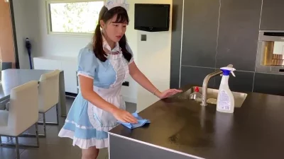 厨房小骚逼