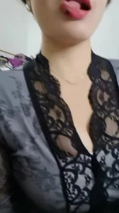 短发奶水少妇超诱惑
