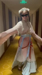 汉服老板娘背着老公和我偷情