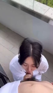 骚母狗阳台口交